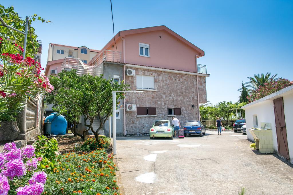 Apartments Stefan Becici  Bagian luar foto
